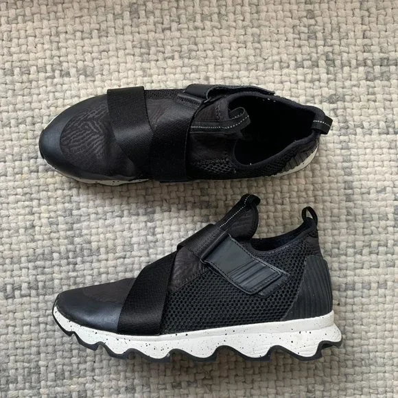 SOREL Kinetic Sneak High Top Sneaker - Picture 4 of 7